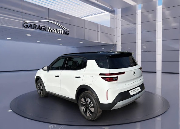 Vehicle image 3 Vehicle image 3