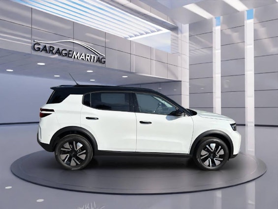 Vehicle image 2 Vehicle image 2