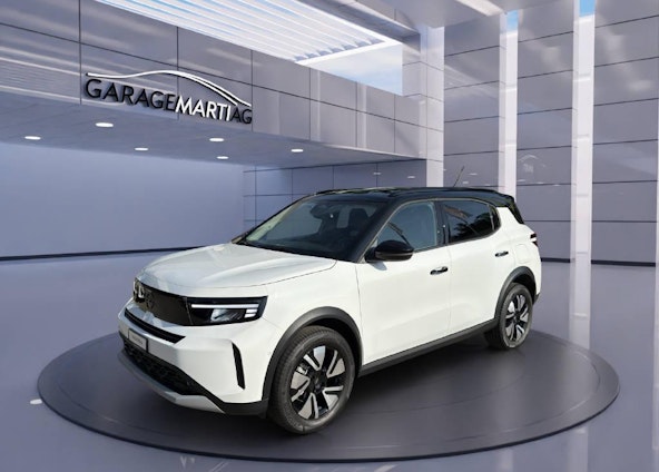 First vehicle image First vehicle image