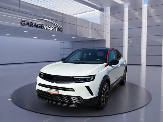 First vehicle image