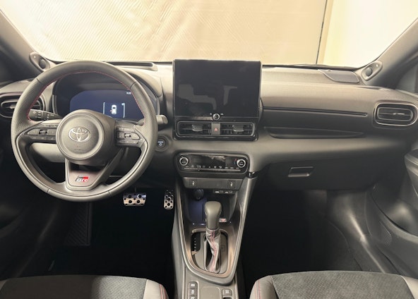 Vehicle image 5 Vehicle image 5