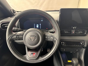 Vehicle image TOYOTA Yaris 1.5 VVT-i HSD GR Sport