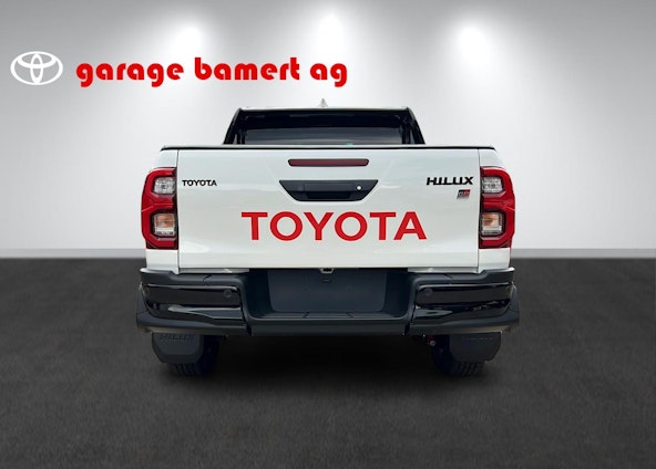 Vehicle image 4 Vehicle image 4