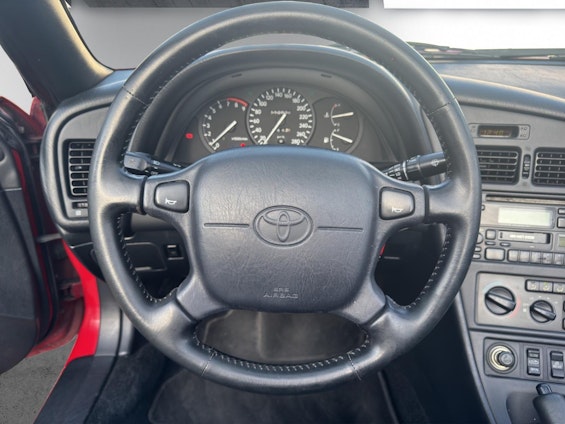 Vehicle image 26