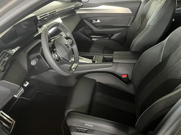 Peugeot 308 SW 1.2 Hybrid GT