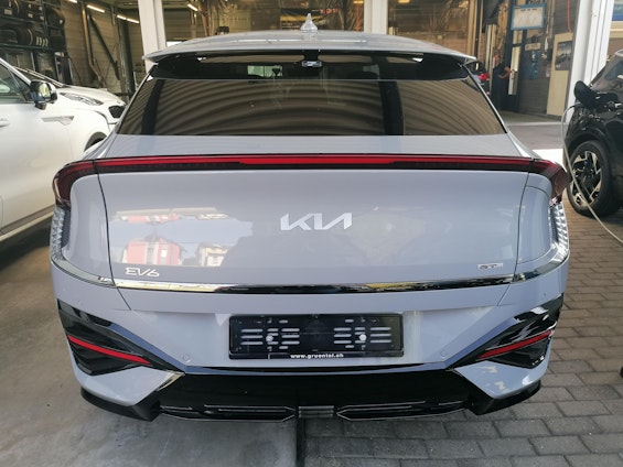 Vehicle image 14 Vehicle image 14