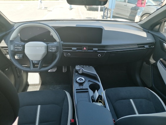 Vehicle image 5 Vehicle image 5