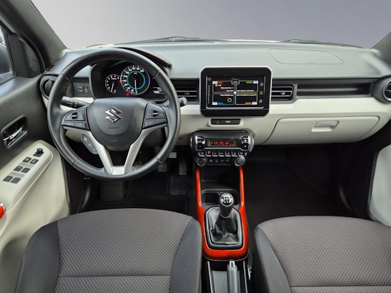 Vehicle image 11