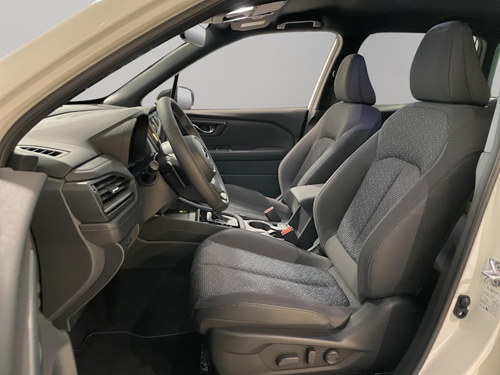 Vehicle image SUBARU FORESTER