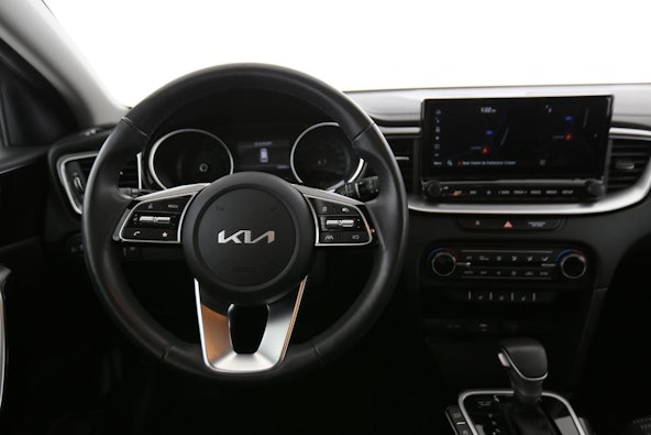 Vehicle image 4 Vehicle image 4