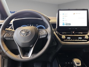 Vehicle image TOYOTA Corolla Cross 2.0 HSD Trend AWD-i