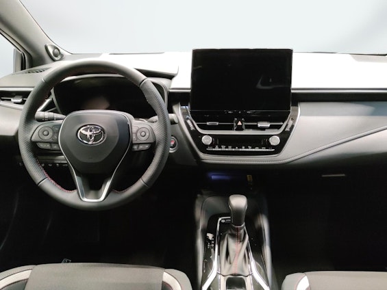 Vehicle image 11