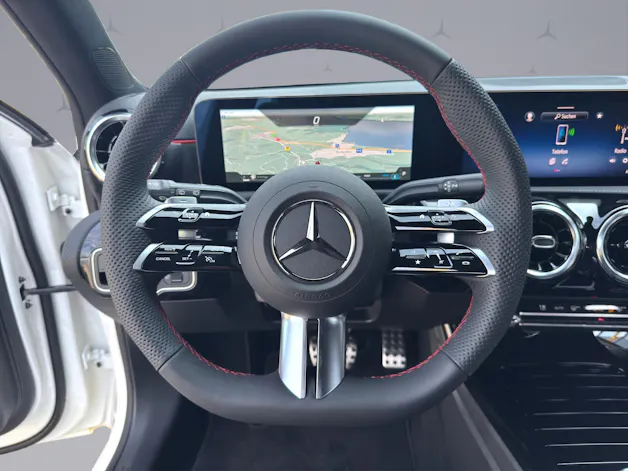Mercedes-Benz A 220 AMG Line 4m