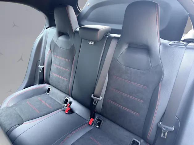 Mercedes-Benz A 220 AMG Line 4m