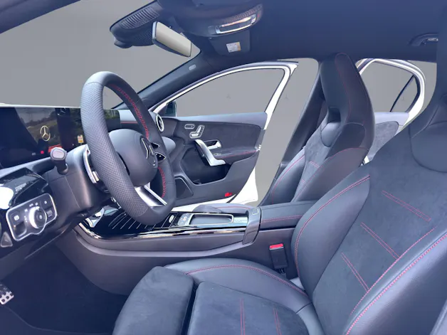 Mercedes-Benz A 220 AMG Line 4m