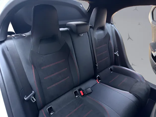 Mercedes-Benz A 220 AMG Line 4m
