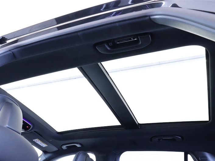 Vehicle image MERCEDES-BENZ GLC 400