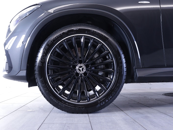 Vehicle image MERCEDES-BENZ GLC 400