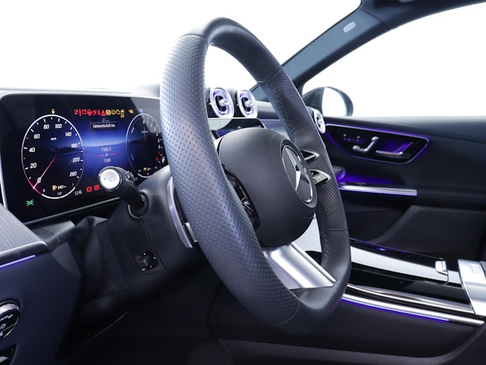 Vehicle image MERCEDES-BENZ GLC 400