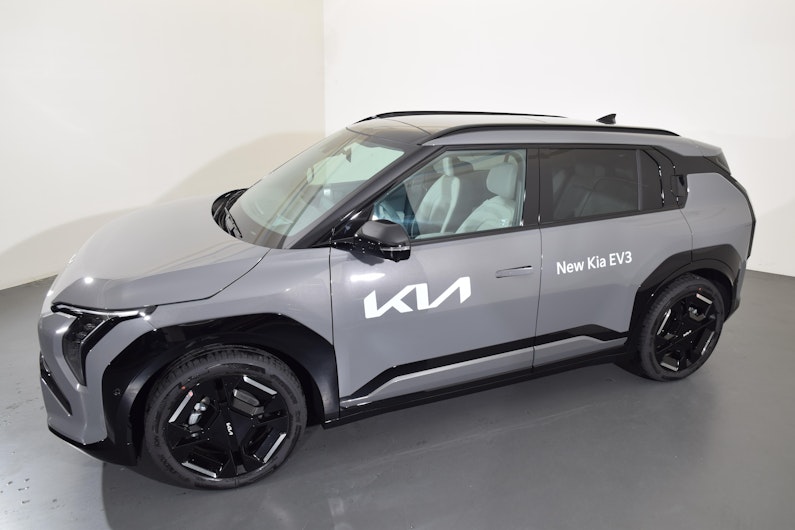 Vehicle image KIA EV3