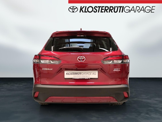 Vehicle image 6