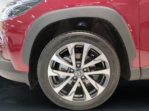 Vehicle image 18