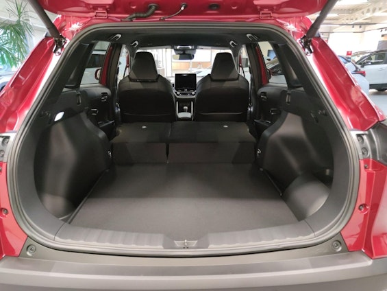 Vehicle image 8