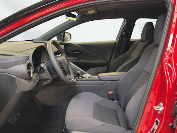 Vehicle image 9