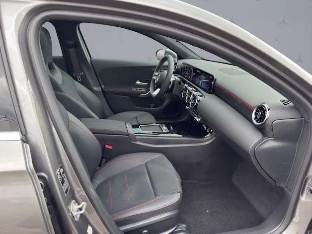 Mercedes-Benz A 250 e