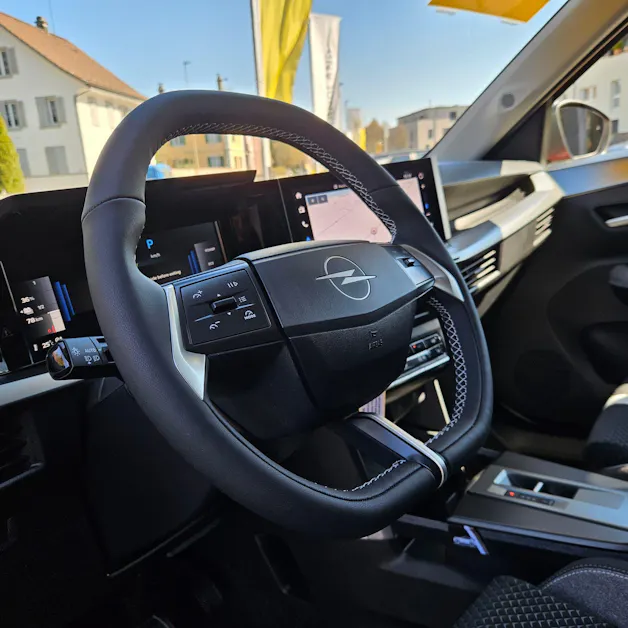 Opel Frontera-e GS
