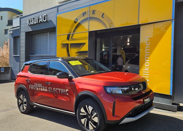 First vehicle image First vehicle image