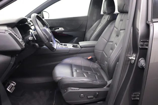 DS Automobiles 7 Crossback 1.6 E-Tense Louvre 4x4 / ab 1.99% Leasing bei Abschluss einer Protect Autoversicherung