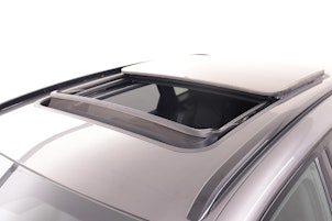 Vehicle image DS AUTOMOBILES 7 Crossback 1.6 E-Tense Louvre 4x4