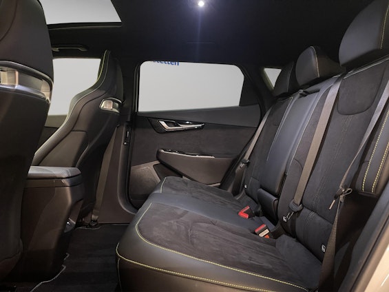 Vehicle image 8 Vehicle image 8