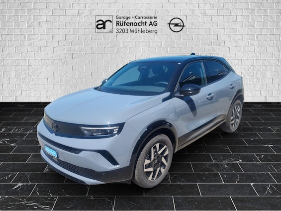 First vehicle image