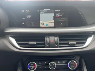 Alfa Romeo Stelvio 2.0 Tributo Italian