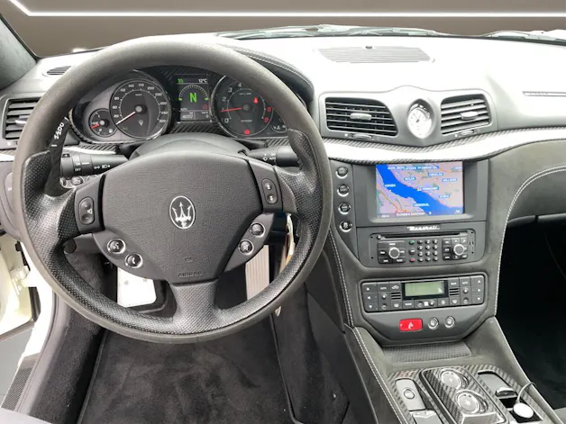 Maserati GRANTURISMO MC Stradale 4.7 V8