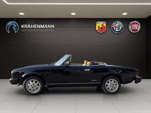 Fiat 124 Spider Pinifarina Europa 2