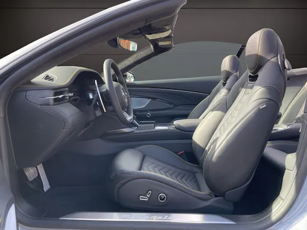 Maserati GRANCABRIO 3.0 V6 Trofeo
