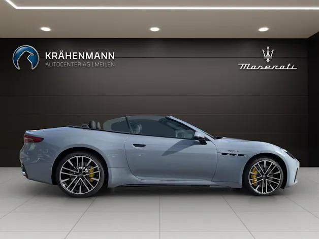 Maserati GRANCABRIO 3.0 V6 Trofeo