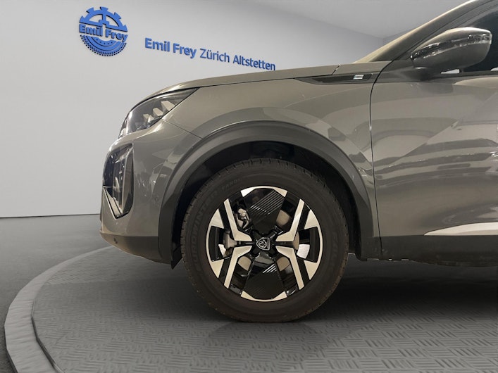 Vehicle image PEUGEOT 2008