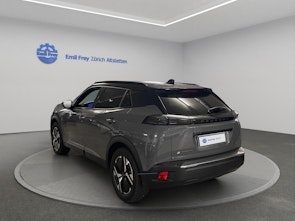 Vehicle image PEUGEOT 2008 e-GT