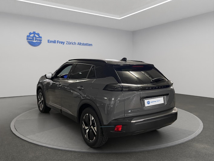 Vehicle image PEUGEOT 2008