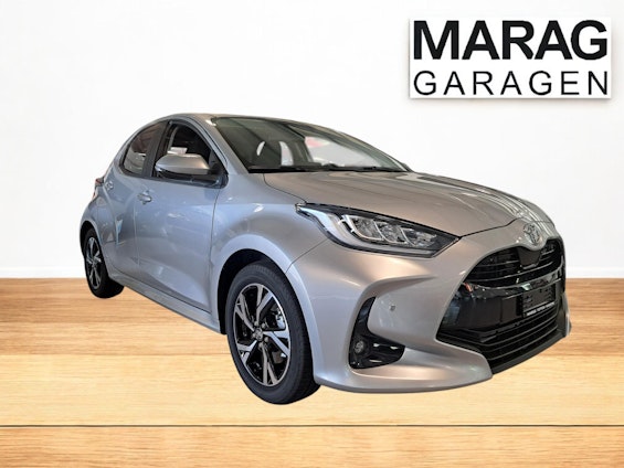 First vehicle image First vehicle image