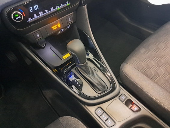 Vehicle image 9 Vehicle image 9