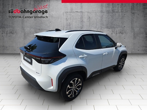 Vehicle image 12 Vehicle image 12