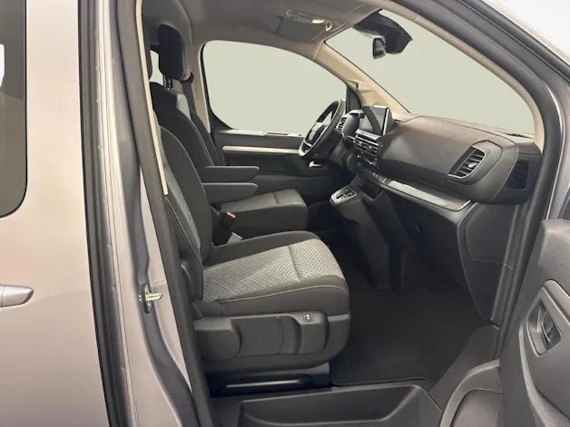 Toyota PROACE Verso L1 2.2 D Trend