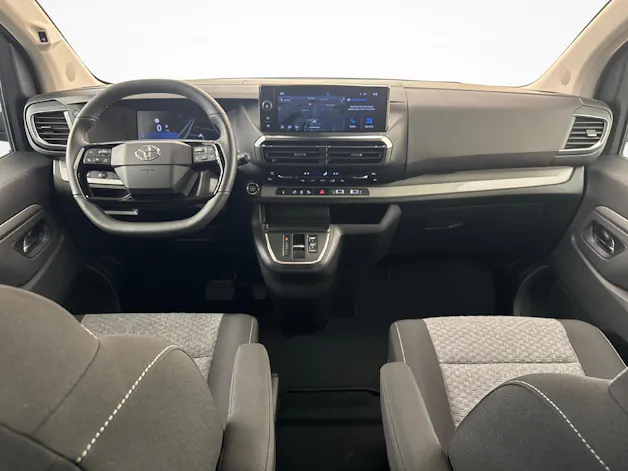 Toyota PROACE Verso L1 2.2 D Trend