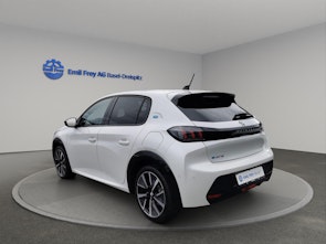 Vehicle image PEUGEOT 208 e-Active