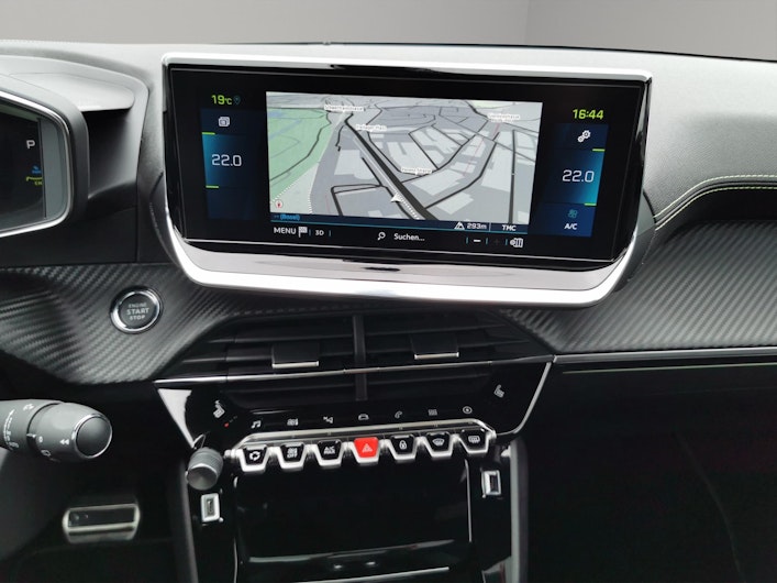 Vehicle image PEUGEOT 208